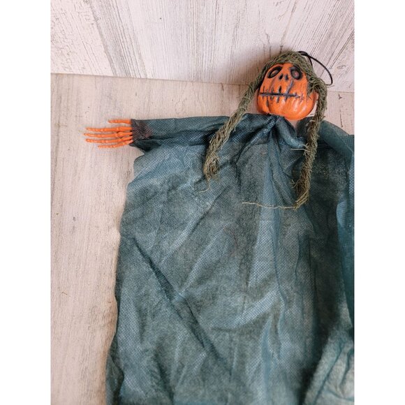 Vintage mini hanging pumpkin girl hanging Halloween decor - Picture 3 of 8